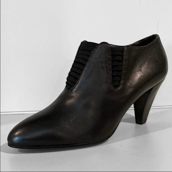 Brown's Black Leather Pointy Heels Size 37.5 - Picture 1 of 14